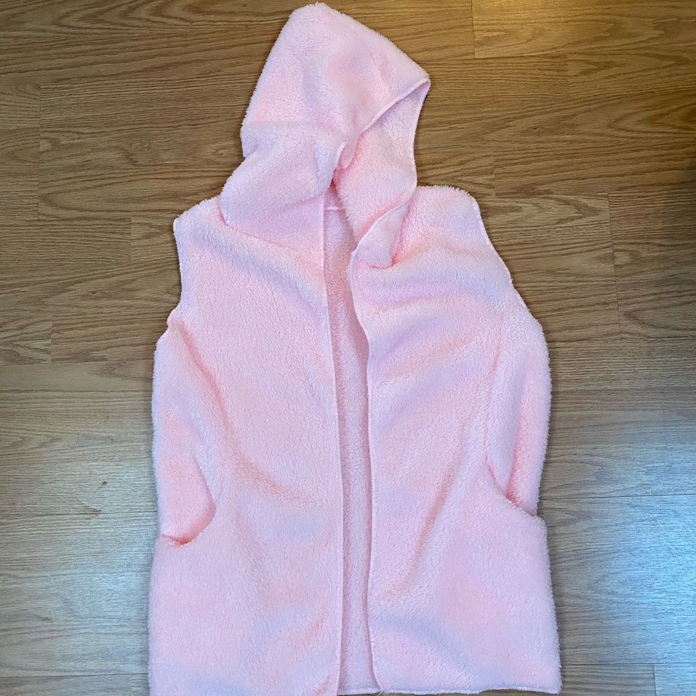 Pink, lightweight Sherpa vest with hood
